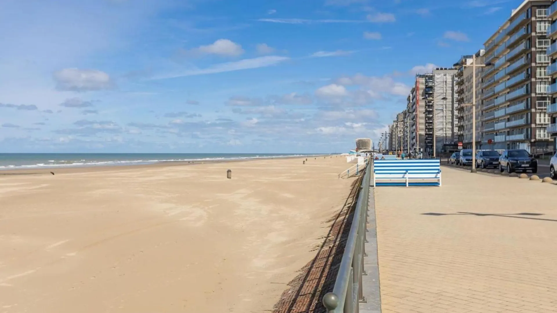 Beautiful Rooftop Apartment With Sea View Middelkerke